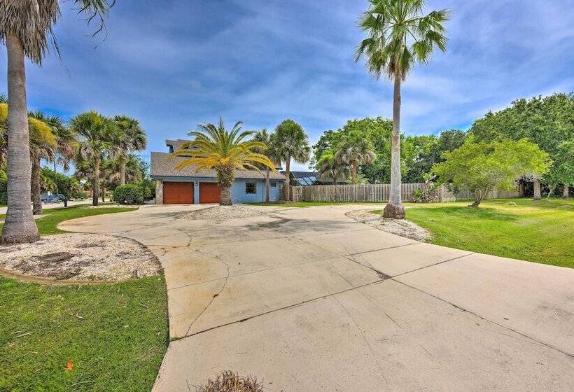 Lovely Palm Coast Retreat W/ Outdoor Kitchen