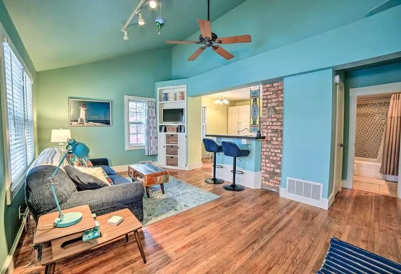 Modern Home W/ Backyard, 1 Mi To Dtwn Sturgeon Bay