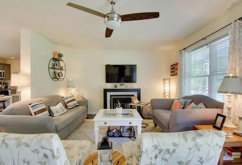 Ocean View Escape ~ 4 Miles To Bethany Beach!