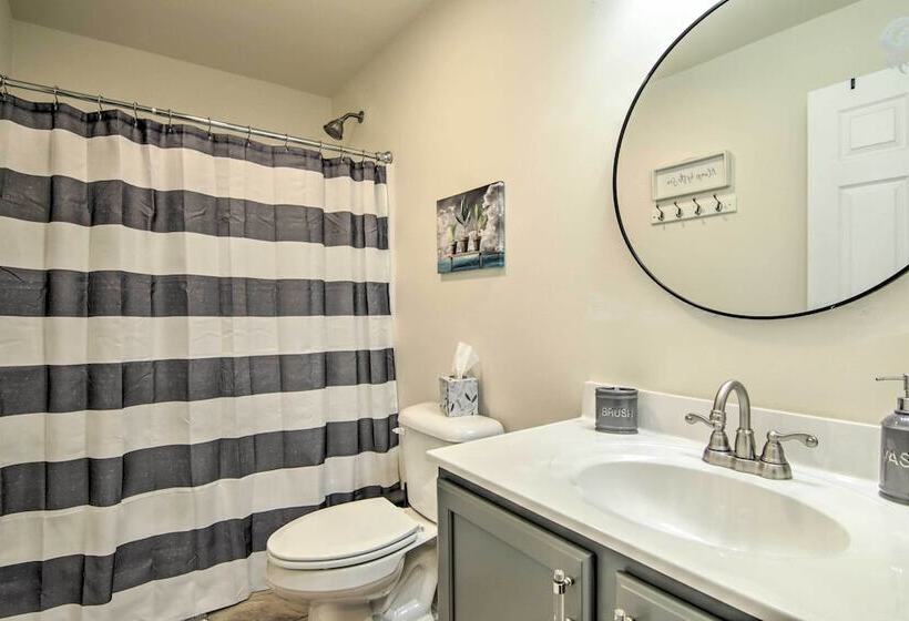 Ocean View Escape ~ 4 Miles To Bethany Beach!