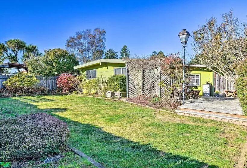 Pet Friendly Eureka Home ~ 6 Mi To Old Town!