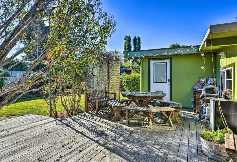 Pet Friendly Eureka Home ~ 6 Mi To Old Town!