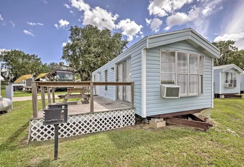 Quaint Silver Springs Cabin W/ Direct Lake Access!