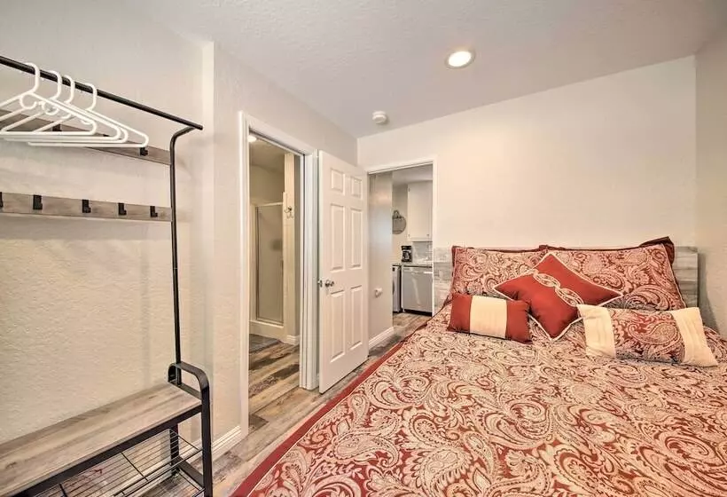 Quiet Lake Arrowhead Retreat W/ Large Deck!