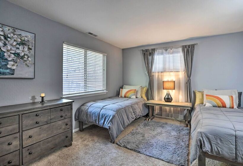 Running Springs Home: 6 Miles To Snow Valley!