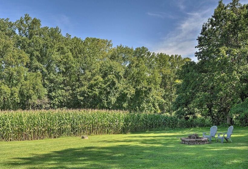 Secluded Lothian Farmhouse On 45 Acres W/ Fire Pit