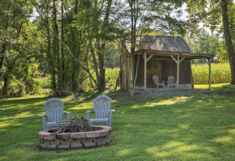 Secluded Lothian Farmhouse On 45 Acres W/ Fire Pit