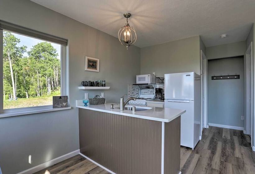 Secluded Palmer Home W/ Mountain Views!