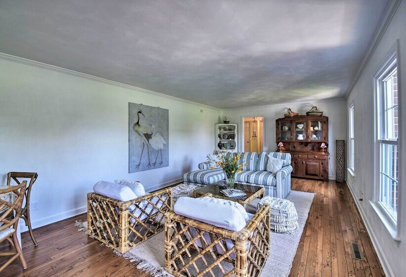Spacious Cheriton Home: 8 Mi To Cape Charles!