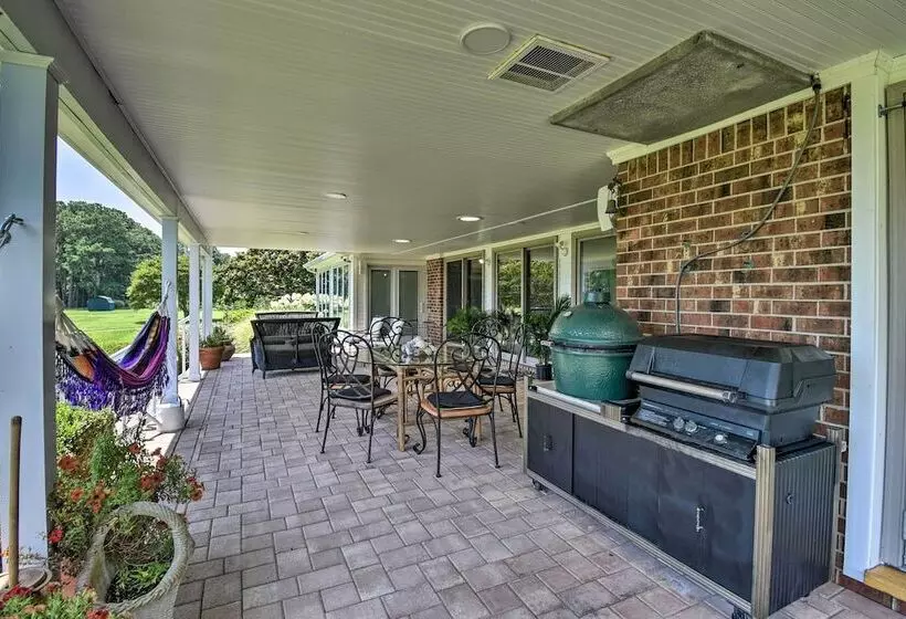 Spacious Cheriton Home: 8 Mi To Cape Charles!