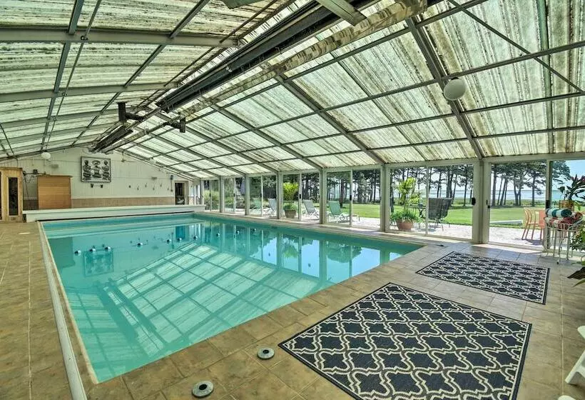 Spacious Cheriton Home: 8 Mi To Cape Charles!
