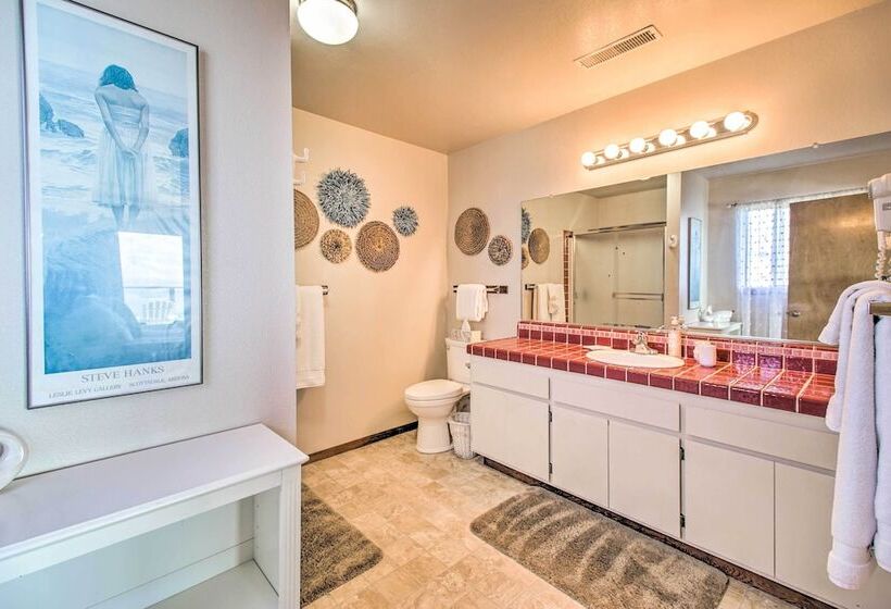 Spectacular Ocean View Retreat W/ Private Beach