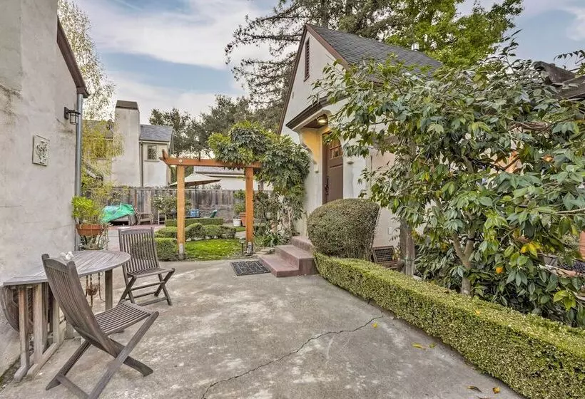 Updated Menlo Park English Tudor Garden Cottage!