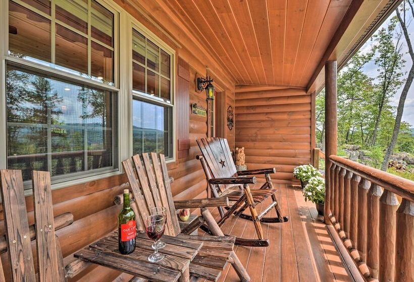 Upscale Cabin W/ Hot Tub & Deck In Wardensville!