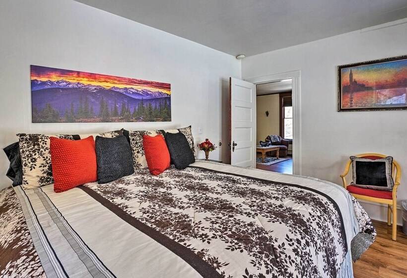 Victory Victorian House    Walk To Dtwn Glenwood!