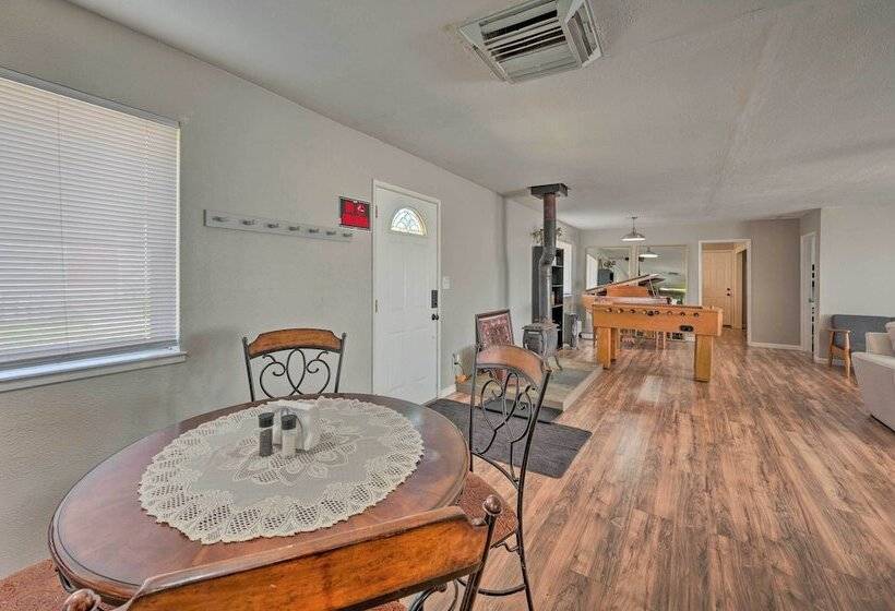 Authentic Escape At The Exact Center Of Ca!