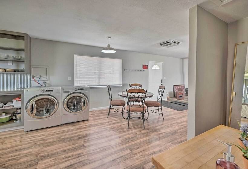 Authentic Escape At The Exact Center Of Ca!