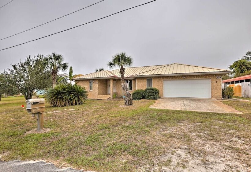 Cheerful Lanark Village Oasis W/ Private Pool