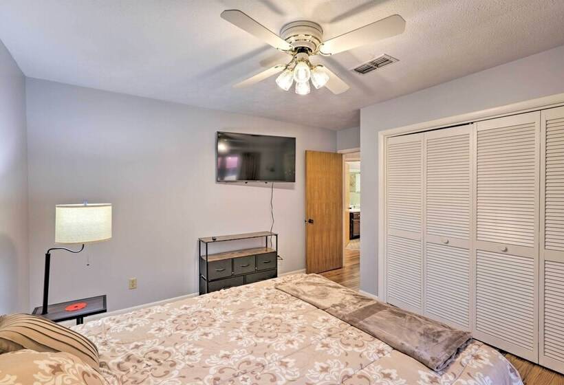 Cheerful Lanark Village Oasis W/ Private Pool