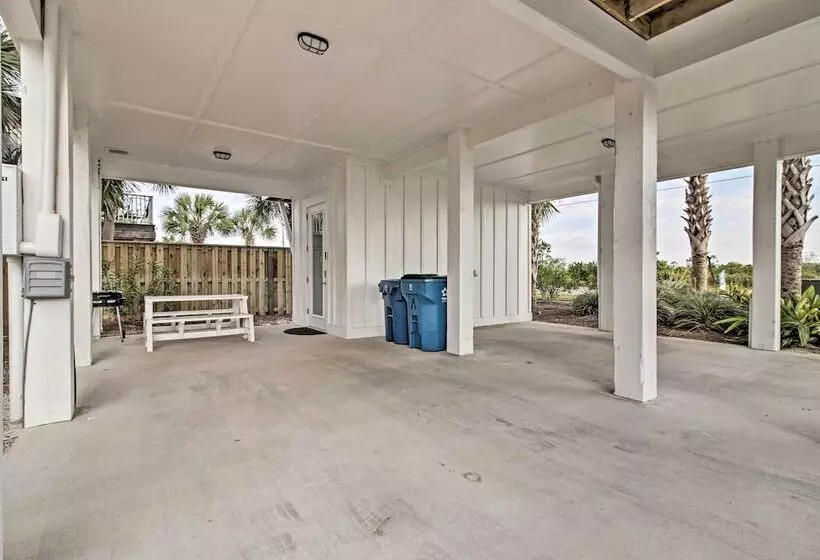 Gulf Shores Home W/ Shared Pool, 2 Blocks To Beach