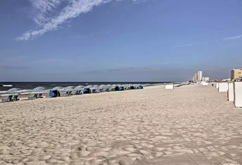 Gulf Shores Home W/ Shared Pool, 2 Blocks To Beach