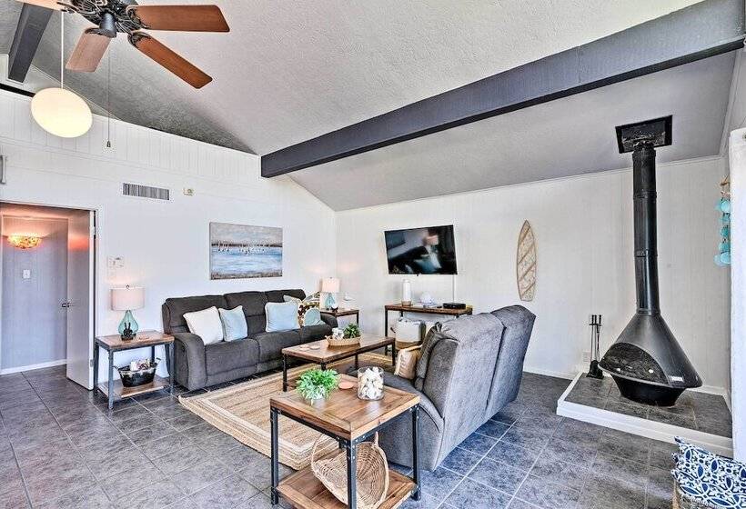 Cozy Galveston Beach House   Walk To The Gulf!