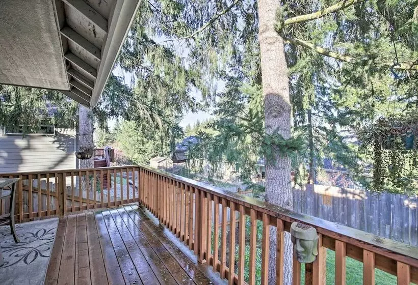 Cozy Retreat W/ Private Yard ~ 13 Mi To Salem