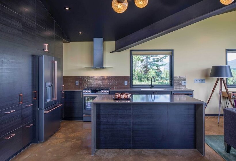 Custom Mt. Crested Butte Home; Walk To The Lifts!