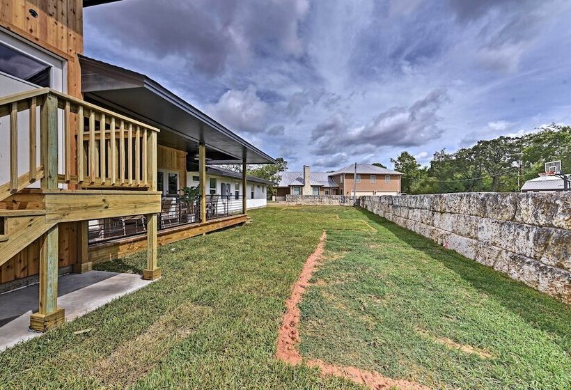 Elegant College Station Home Walk To Texas A & M