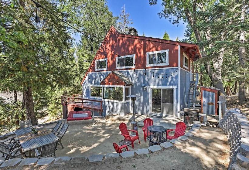 Expansive Retreat W/ Deck, Game Room & Lake Views!