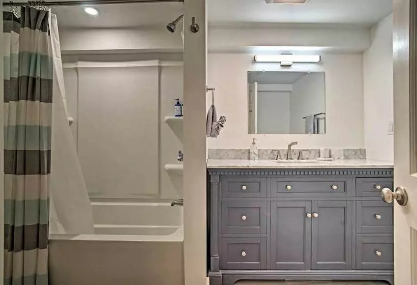 Family Friendly Tisbury Escape   Walk To Town