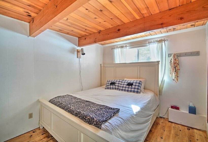 Green Valley Lake Cabin W/ Fire Pit & Grill