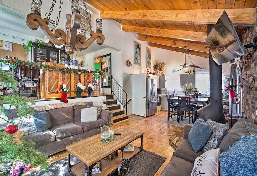 Green Valley Lake Cabin W/ Fire Pit & Grill