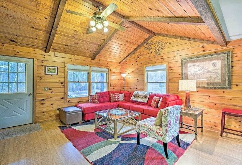 High Peak Heaven: Cozy Log Cabin On 1 Acre!