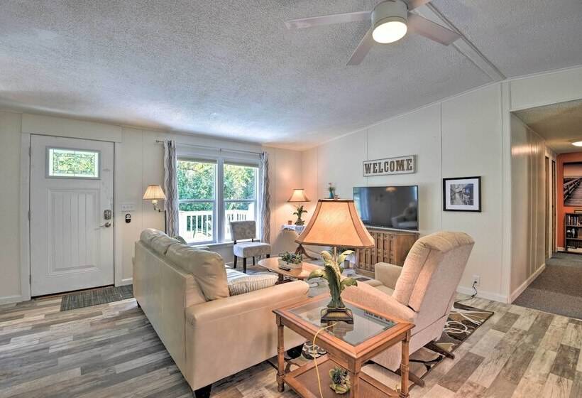 House W/ Deck + Fireplace, Walk To State Park