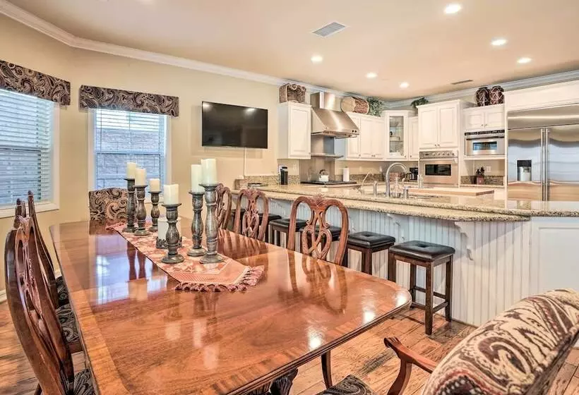 Huge Lake Arrowhead Home W/ 3 Decks & Grill!