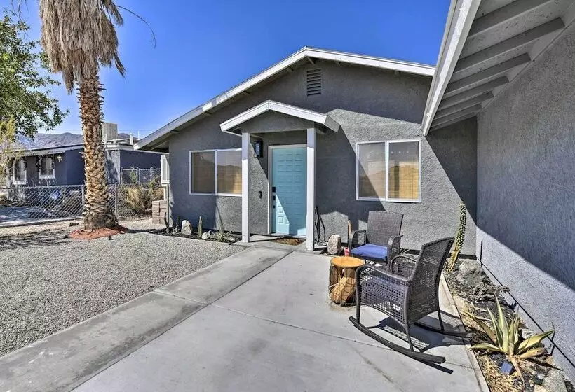 Indie Eclectic Desert Home W/ Hot Tub + Patio