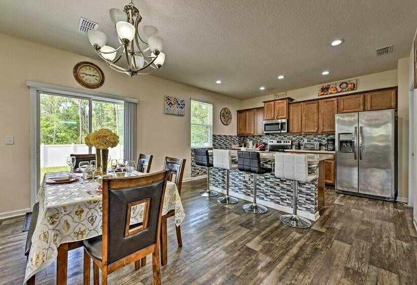 Jax Home W/ Yard  10 Mi To Adventure Landing!