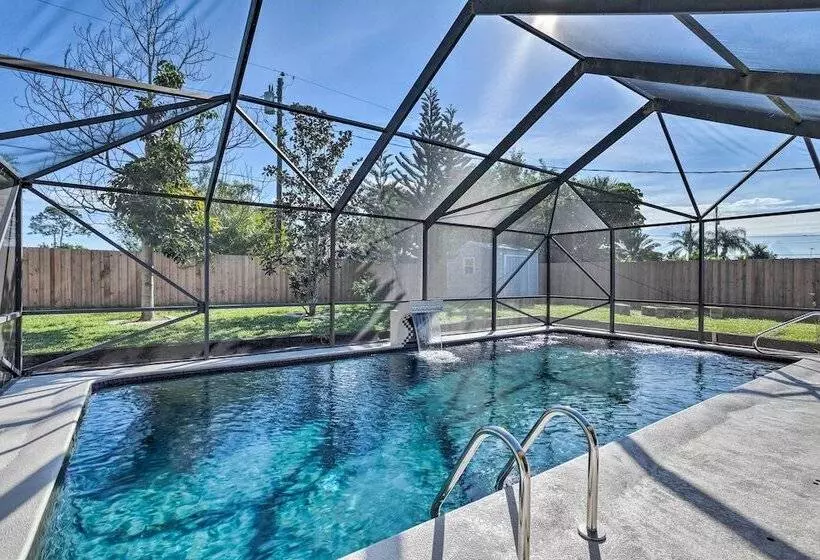 Modern Port St Lucie Home W/ Private Outdoor Oasis