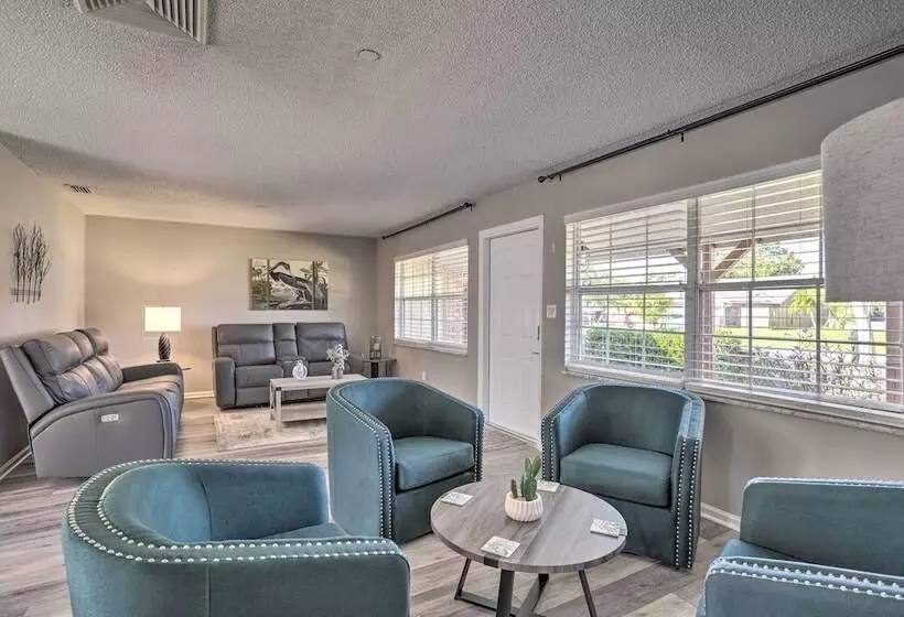 Modern Port St Lucie Home W/ Private Outdoor Oasis