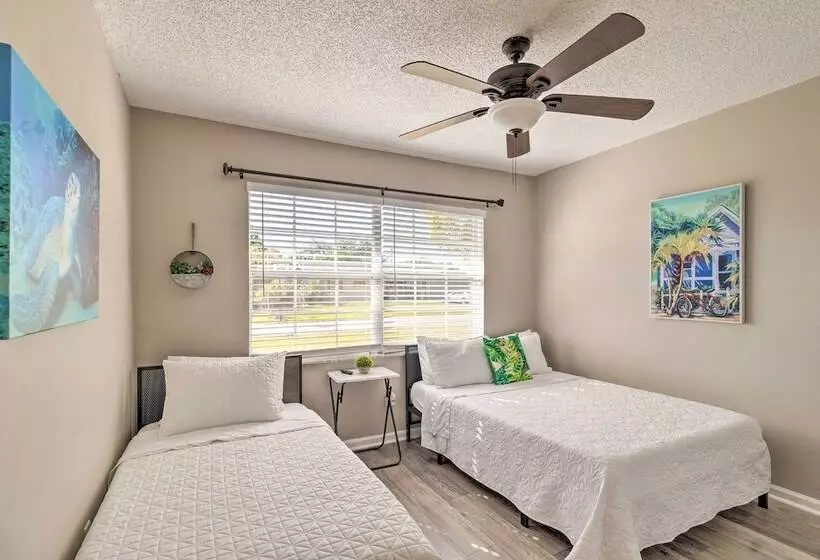 Modern Port St Lucie Home W/ Private Outdoor Oasis