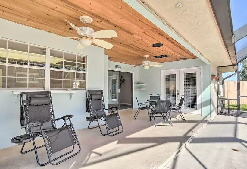 Modern Port St Lucie Home W/ Private Outdoor Oasis