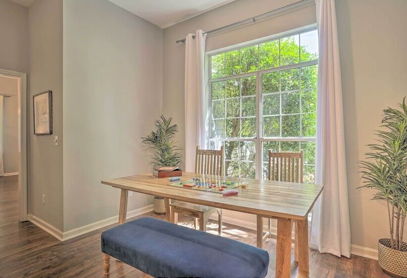 Modern Retreat   4 Miles To Isle Of Palms Beach!