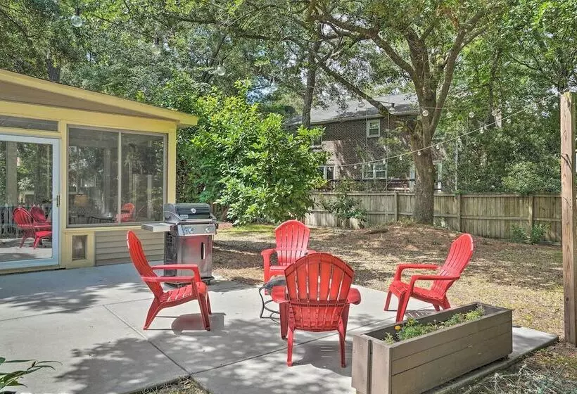 Modern Retreat   4 Miles To Isle Of Palms Beach!