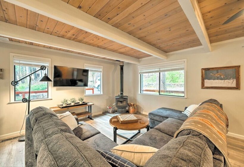 Family Cabin In Blue Lake Springs, Near Town!