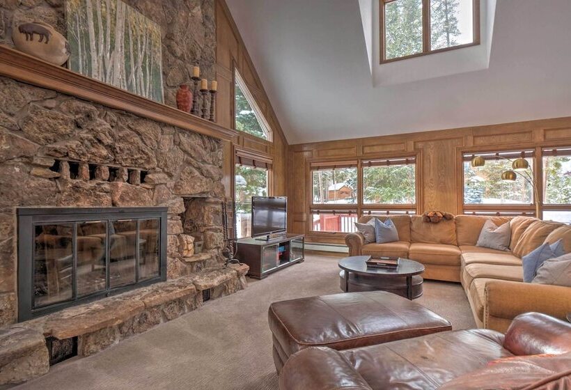 Pet Friendly Breckenridge Home W/ Hot Tub!
