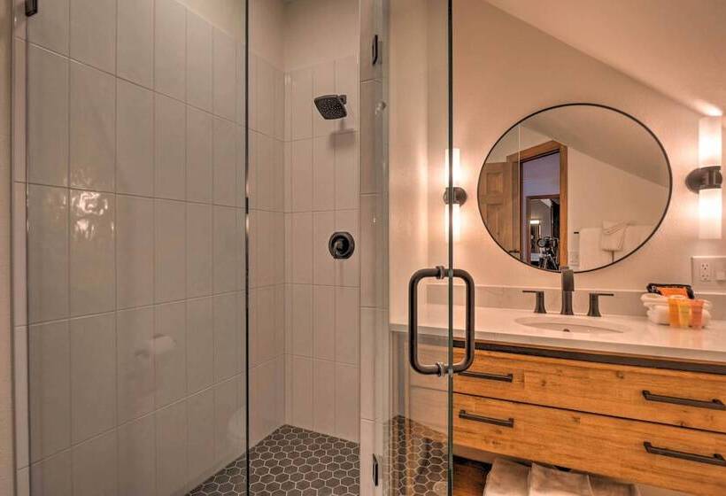 Pet Friendly Breckenridge Home W/ Hot Tub!