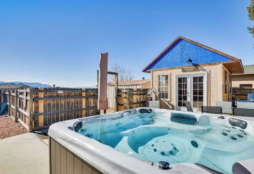 Pet Friendly Buena Vista Home W/ Yard & Hot Tub!