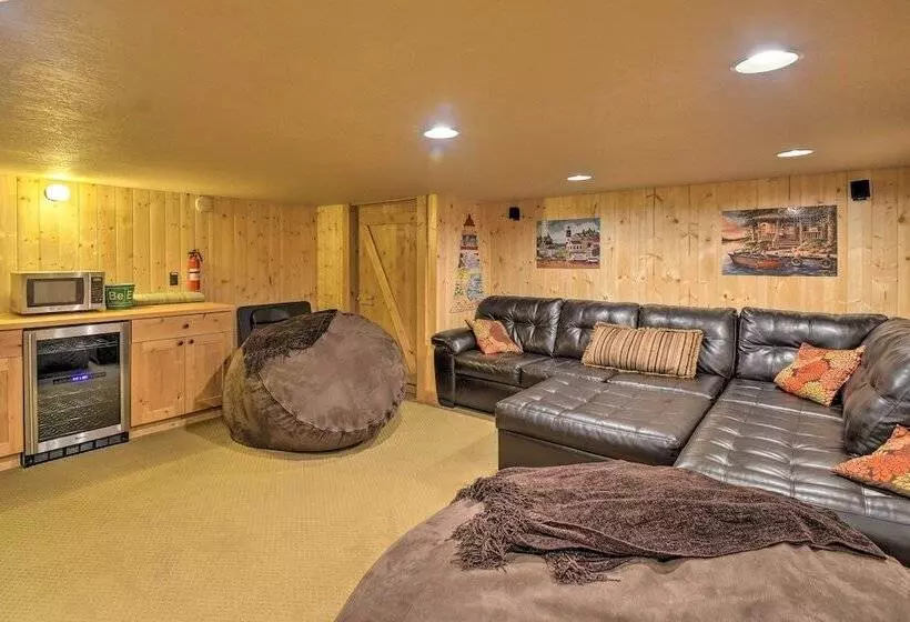 Right Arm Ranch  Family Cabin In Port Angeles!