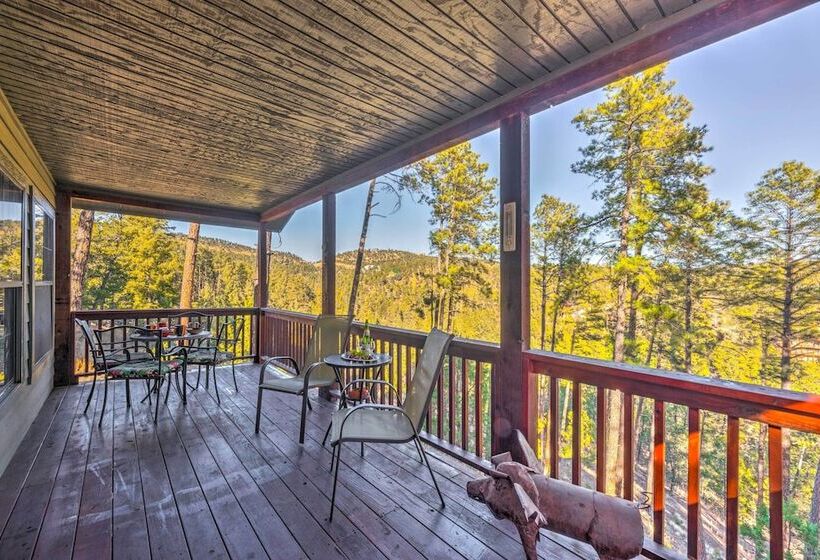 Ruidoso Cabin W/ Hot Tub & Mtn Views!